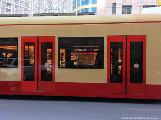  大連路面電車の乗車口・下車口