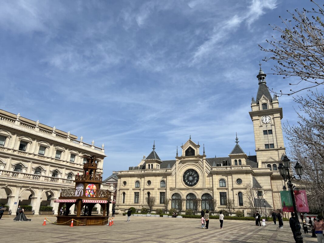 大連東港の東方ベニス水城