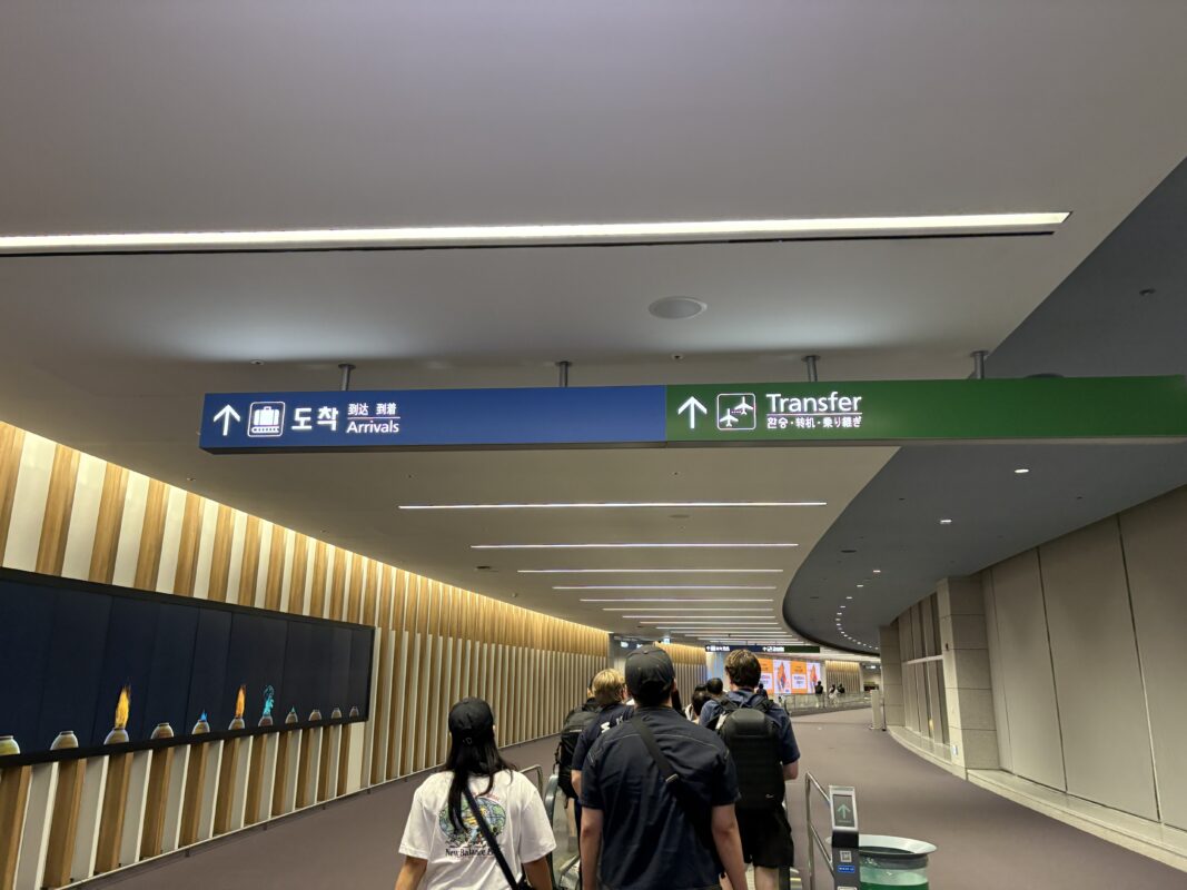 仁川空港国際線第２ターミナル乗換通路１